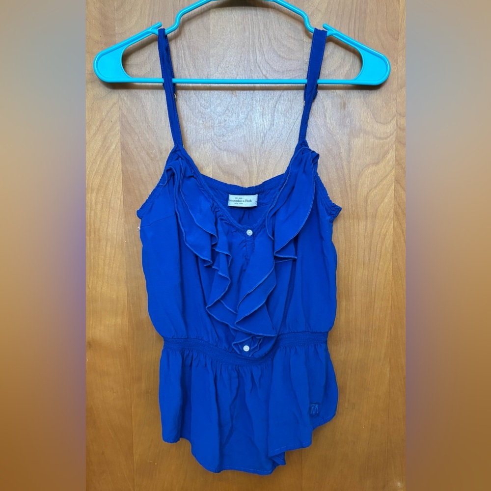 Abercrombie & Fitch Ruffle Tank